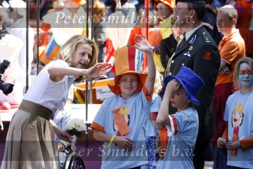 Woudrichem Den Bosch 30 april 2007
Koningin Beatrix Prins Willem Alexander Prins Friso mabel Wisse Smit Prins Constantijn Prinses Laurentien Prinses Margriet Pieter v Vollenhoven Prins Maurits Prinses Marilene Prins Bernhard jr Prinses Annette Prins Pieter Christiaan Prinses  Anita Prins Floris en Prinses Aimee koninginnedag 2007.