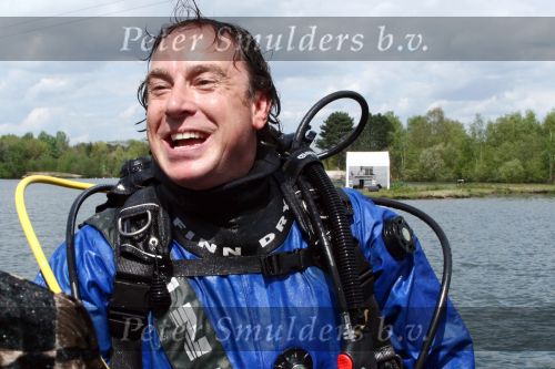 Westerhoven 18 april 2007
Marco Borsato in zijn duikerspak
Watersport.