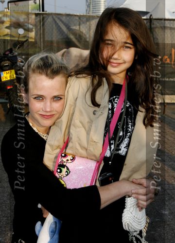 Amsterdam 3 mei 2007
Premiere circus Cavalia bij amsterdam arena. Maria Kooistra met dochter