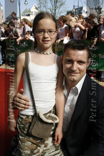 Scheveningen 15 april 2007
Premiere Tarzan in het circus theater. Mark Huizinga met dochter