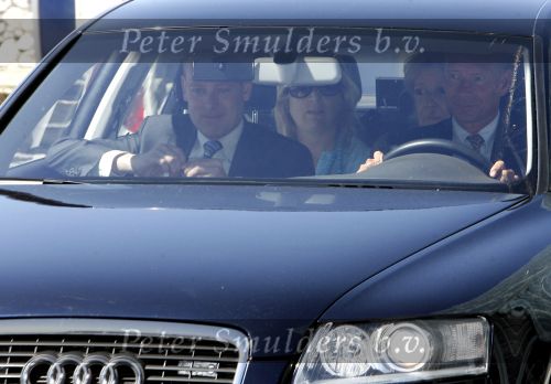 Leiden 2 mei 2007
Prinses Ariana ligt in het leids UMC  ziekenhuis ivm infectie aan de luchtwegen.
Maxima Prins Willem Alexander en Jorge Zorrequieta en Carmen Zorreguieta komen op bezoek.