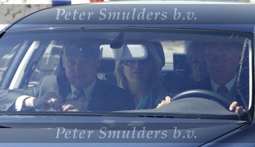 Leiden 2 mei 2007
Prinses Ariana ligt in het leids UMC  ziekenhuis ivm infectie aan de luchtwegen.
Maxima Prins Willem Alexander en Jorge Zorrequieta en Carmen Zorreguieta komen op bezoek.
