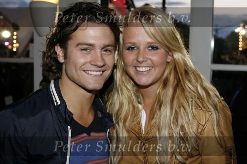 Amersfoort 29 mei 2007
Tros zomerfeesten op plein in amersfoort. Monique Smit en Sacha Visser
Peter Smulders bv