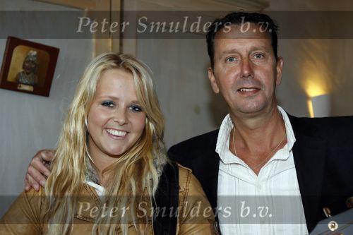 Amersfoort 29 mei 2007
Tros zomerfeesten op plein in amersfoort. Monique Smit met vader Ruud