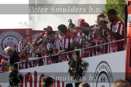 Eindhoven, 1 Mei 2007 Huldiging Selektie van PSV in het PSV-stadion 2 dagen nadat zij voor de 20e maal kampioen zijn geworden van Nederland op de platte kar