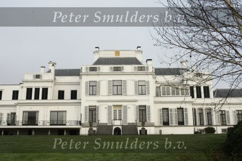 Soestdijk 30 november 2006
Interieur en exterieur foto\'s van paleis soestdijk. Vanaf 15 december gaat het paleis open voor publiek. Prins Bernhard en Prinses Juliana waren de laatste bewoners.