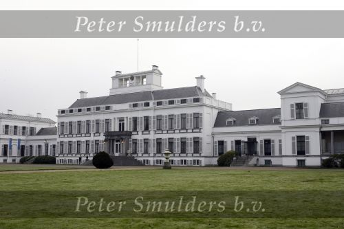 Soestdijk 30 november 2006
Interieur en exterieur foto\'s van paleis soestdijk. Vanaf 15 december gaat het paleis open voor publiek. Prins Bernhard en Prinses Juliana waren de laatste bewoners.