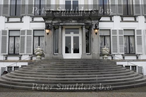 Soestdijk 30 november 2006
Interieur en exterieur foto\'s van paleis soestdijk. Vanaf 15 december gaat het paleis open voor publiek. Prins Bernhard en Prinses Juliana waren de laatste bewoners.