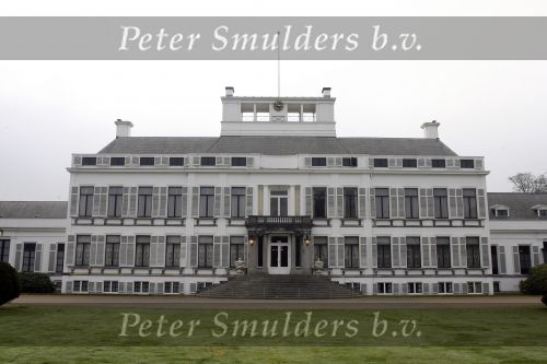 Soestdijk 30 november 2006
Interieur en exterieur foto\'s van paleis soestdijk. Vanaf 15 december gaat het paleis open voor publiek. Prins Bernhard en Prinses Juliana waren de laatste bewoners.