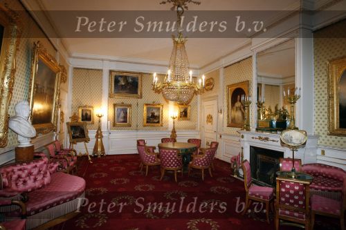 Soestdijk 30 november 2006
Interieur en exterieur foto\'s van paleis soestdijk. Vanaf 15 december gaat het paleis open voor publiek. Prins Bernhard en Prinses Juliana waren de laatste bewoners.
