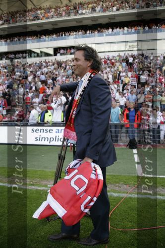 Eindhoven, 29 April 2007 Kampioenswestrijd PSV-Vitesse, eindstand 5-1
Seizoen 2006/2007 Onverwachts landskampioenschap voor PSV doordat de concurrent AZ verloor en Ajax een doelpunt tekort kwam
Pedro Salazar
