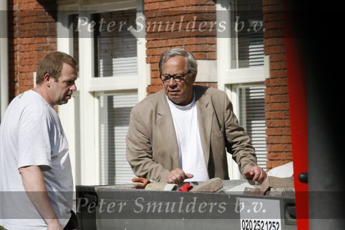 Amsterdam 19 april 2007
Piet Romer in zijn korte broek op straat.