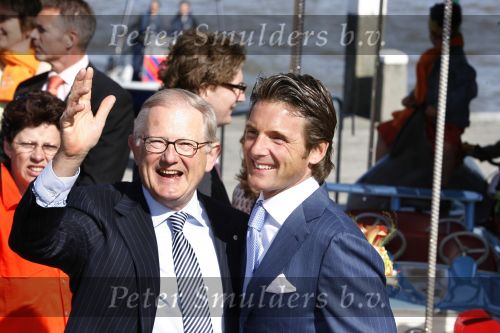 Woudrichem Den Bosch 30 april 2007
Koningin Beatrix Prins Willem Alexander Prins Friso mabel Wisse Smit Prins Constantijn Prinses Laurentien Prinses Margriet Pieter v Vollenhoven Prins Maurits Prinses Marilene Prins Bernhard jr Prinses Annette Prins Pieter Christiaan Prinses  Anita Prins Floris en Prinses Aimee koninginnedag 2007.