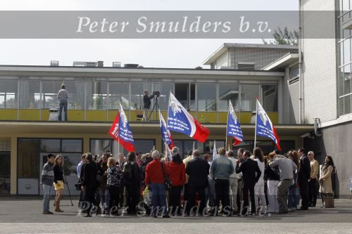 Hilversum 6 mei 2007
Herdenking Pim Fortuyn op het mediapark met oa Hilbrand Nawijn.