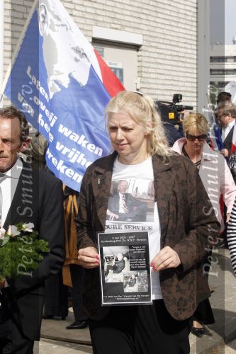 Hilversum 6 mei 2007
Herdenking Pim Fortuyn op het mediapark met oa Hilbrand Nawijn.