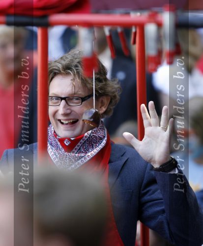 Woudrichem Den Bosch 30 april 2007
Koningin Beatrix Prins Willem Alexander Prins Friso mabel Wisse Smit Prins Constantijn Prinses Laurentien Prinses Margriet Pieter v Vollenhoven Prins Maurits Prinses Marilene Prins Bernhard jr Prinses Annette Prins Pieter Christiaan Prinses  Anita Prins Floris en Prinses Aimee koninginnedag 2007.
