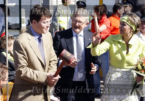 Woudrichem Den Bosch 30 april 2007
Koningin Beatrix Prins Willem Alexander Prins Friso mabel Wisse Smit Prins Constantijn Prinses Laurentien Prinses Margriet Pieter v Vollenhoven Prins Maurits Prinses Marilene Prins Bernhard jr Prinses Annette Prins Pieter Christiaan Prinses  Anita Prins Floris en Prinses Aimee koninginnedag 2007.