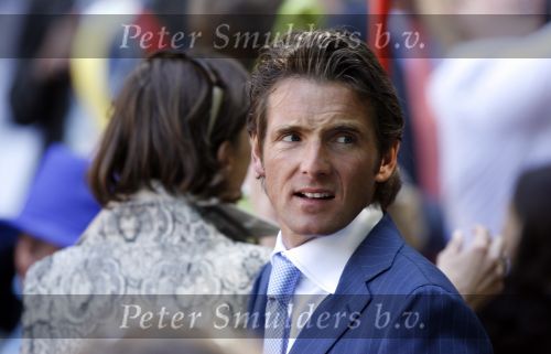 Woudrichem Den Bosch 30 april 2007
Koningin Beatrix Prins Willem Alexander Prins Friso mabel Wisse Smit Prins Constantijn Prinses Laurentien Prinses Margriet Pieter v Vollenhoven Prins Maurits Prinses Marilene Prins Bernhard jr Prinses Annette Prins Pieter Christiaan Prinses  Anita Prins Floris en Prinses Aimee koninginnedag 2007.