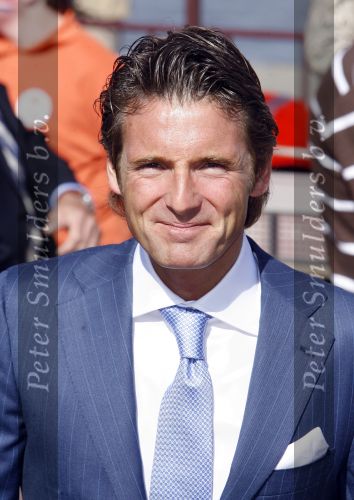 Woudrichem Den Bosch 30 april 2007
Koningin Beatrix Prins Willem Alexander Prins Friso mabel Wisse Smit Prins Constantijn Prinses Laurentien Prinses Margriet Pieter v Vollenhoven Prins Maurits Prinses Marilene Prins Bernhard jr Prinses Annette Prins Pieter Christiaan Prinses  Anita Prins Floris en Prinses Aimee koninginnedag 2007.