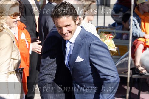 Woudrichem Den Bosch 30 april 2007
Koningin Beatrix Prins Willem Alexander Prins Friso mabel Wisse Smit Prins Constantijn Prinses Laurentien Prinses Margriet Pieter v Vollenhoven Prins Maurits Prinses Marilene Prins Bernhard jr Prinses Annette Prins Pieter Christiaan Prinses  Anita Prins Floris en Prinses Aimee koninginnedag 2007.