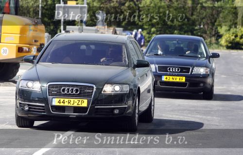 Leiden 2 mei 2007
Prinses Ariana ligt in het leids UMC  ziekenhuis ivm infectie aan de luchtwegen.
Maxima Prins Willem Alexander en Jorge Zorrequieta en Carmen Zorreguieta komen op bezoek.