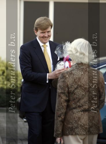 Den Haag 11 april 2007
Prins Willem Alexander vertrekt bij het Bronovo ziekenhuis.