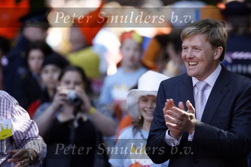 Woudrichem Den Bosch 30 april 2007
Koningin Beatrix Prins Willem Alexander Prins Friso mabel Wisse Smit Prins Constantijn Prinses Laurentien Prinses Margriet Pieter v Vollenhoven Prins Maurits Prinses Marilene Prins Bernhard jr Prinses Annette Prins Pieter Christiaan Prinses  Anita Prins Floris en Prinses Aimee koninginnedag 2007.