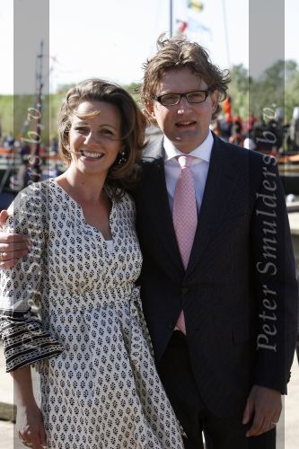 Woudrichem Den Bosch 30 april 2007
Koningin Beatrix Prins Willem Alexander Prins Friso mabel Wisse Smit Prins Constantijn Prinses Laurentien Prinses Margriet Pieter v Vollenhoven Prins Maurits Prinses Marilene Prins Bernhard jr Prinses Annette Prins Pieter Christiaan Prinses  Anita Prins Floris en Prinses Aimee koninginnedag 2007