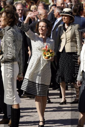 Woudrichem Den Bosch 30 april 2007
Koningin Beatrix Prins Willem Alexander Prins Friso mabel Wisse Smit Prins Constantijn Prinses Laurentien Prinses Margriet Pieter v Vollenhoven Prins Maurits Prinses Marilene Prins Bernhard jr Prinses Annette Prins Pieter Christiaan Prinses  Anita Prins Floris en Prinses Aimee koninginnedag 2007