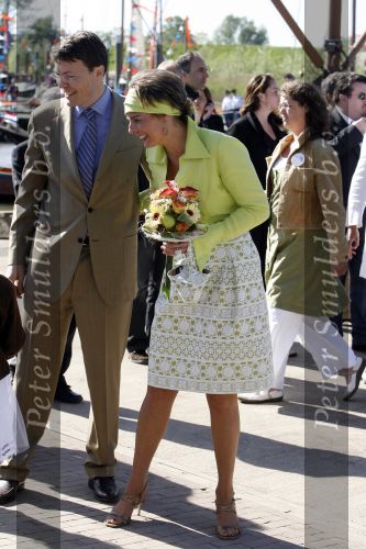 Woudrichem Den Bosch 30 april 2007
Koningin Beatrix Prins Willem Alexander Prins Friso mabel Wisse Smit Prins Constantijn Prinses Laurentien Prinses Margriet Pieter v Vollenhoven Prins Maurits Prinses Marilene Prins Bernhard jr Prinses Annette Prins Pieter Christiaan Prinses  Anita Prins Floris en Prinses Aimee koninginnedag 2007