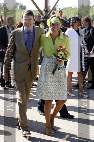 Woudrichem Den Bosch 30 april 2007
Koningin Beatrix Prins Willem Alexander Prins Friso mabel Wisse Smit Prins Constantijn Prinses Laurentien Prinses Margriet Pieter v Vollenhoven Prins Maurits Prinses Marilene Prins Bernhard jr Prinses Annette Prins Pieter Christiaan Prinses  Anita Prins Floris en Prinses Aimee koninginnedag 2007.