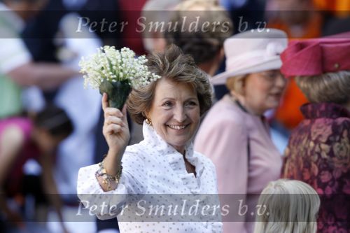 Woudrichem Den Bosch 30 april 2007
Koningin Beatrix Prins Willem Alexander Prins Friso mabel Wisse Smit Prins Constantijn Prinses Laurentien Prinses Margriet Pieter v Vollenhoven Prins Maurits Prinses Marilene Prins Bernhard jr Prinses Annette Prins Pieter Christiaan Prinses  Anita Prins Floris en Prinses Aimee koninginnedag 2007