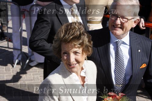 Woudrichem Den Bosch 30 april 2007
Koningin Beatrix Prins Willem Alexander Prins Friso mabel Wisse Smit Prins Constantijn Prinses Laurentien Prinses Margriet Pieter v Vollenhoven Prins Maurits Prinses Marilene Prins Bernhard jr Prinses Annette Prins Pieter Christiaan Prinses  Anita Prins Floris en Prinses Aimee koninginnedag 2007