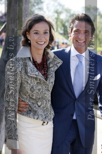 Woudrichem Den Bosch 30 april 2007
Koningin Beatrix Prins Willem Alexander Prins Friso mabel Wisse Smit Prins Constantijn Prinses Laurentien Prinses Margriet Pieter v Vollenhoven Prins Maurits Prinses Marilene Prins Bernhard jr Prinses Annette Prins Pieter Christiaan Prinses  Anita Prins Floris en Prinses Aimee koninginnedag 2007