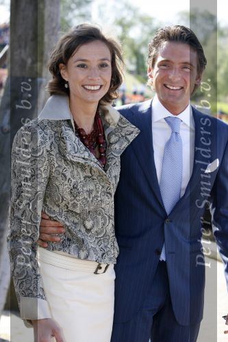 Woudrichem Den Bosch 30 april 2007
Koningin Beatrix Prins Willem Alexander Prins Friso mabel Wisse Smit Prins Constantijn Prinses Laurentien Prinses Margriet Pieter v Vollenhoven Prins Maurits Prinses Marilene Prins Bernhard jr Prinses Annette Prins Pieter Christiaan Prinses  Anita Prins Floris en Prinses Aimee koninginnedag 2007
