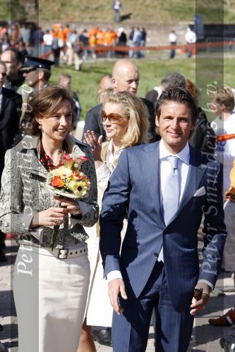 Woudrichem Den Bosch 30 april 2007
Koningin Beatrix Prins Willem Alexander Prins Friso mabel Wisse Smit Prins Constantijn Prinses Laurentien Prinses Margriet Pieter v Vollenhoven Prins Maurits Prinses Marilene Prins Bernhard jr Prinses Annette Prins Pieter Christiaan Prinses  Anita Prins Floris en Prinses Aimee koninginnedag 2007