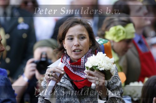 Woudrichem Den Bosch 30 april 2007
Koningin Beatrix Prins Willem Alexander Prins Friso mabel Wisse Smit Prins Constantijn Prinses Laurentien Prinses Margriet Pieter v Vollenhoven Prins Maurits Prinses Marilene Prins Bernhard jr Prinses Annette Prins Pieter Christiaan Prinses  Anita Prins Floris en Prinses Aimee koninginnedag 2007