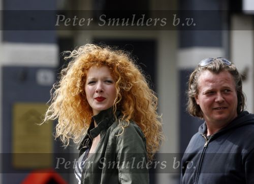 Amsterdam 17 april 2007
Renate Schutte van de avro tijdens opnames  op de cornelis schuytstraat.
