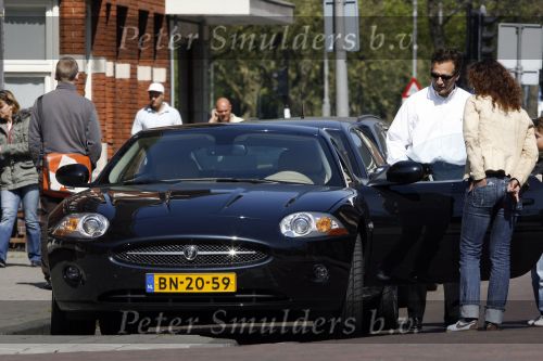 Amsterdam 19 april 2007
Robert Schoemacher in zijn nieuwe jaguar met speciaa kenteken