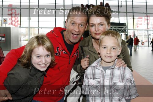Rotterdam 7 april 2007
Premiere K3 in ahoy. Ron Boszhard met gezin