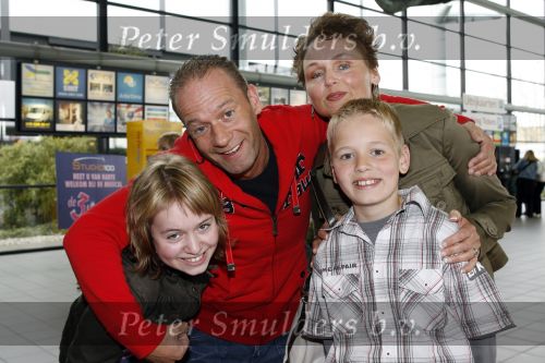 Rotterdam 7 april 2007
Premiere K3 in ahoy. Ron Boszhard met gezin