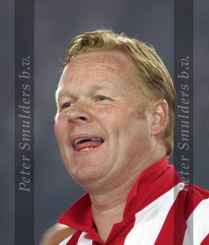 Eindhoven, 1 Mei 2007 Hulding Selektie van PSV in het PSV-stadion 2 dagen nadat zij voor de 20e maal kampioen zijn geworden van Nederland
Trainer Ronald Koeman kreeg veel bijval van de 35000 toeschouwers