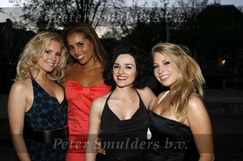 Amsterdam 18 april 2007
25 jarig bestaan van cosmopolitan in de duif. Lauretta Gerards Annelieke Bouwers Katarina Justic en Sarah Chronis