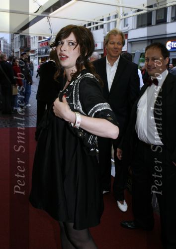Amsterdam 7 mei 2007
Premiere amerikaanse film interview in Tuschinski. Tara Elders zwanger met vriend Michiel Huisman