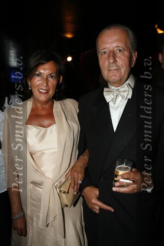 Amsterdam 7 mei 2007
Premiere amerikaanse uitvoering van de film interview in Tuschinski. Theo Hiddema met vrouw