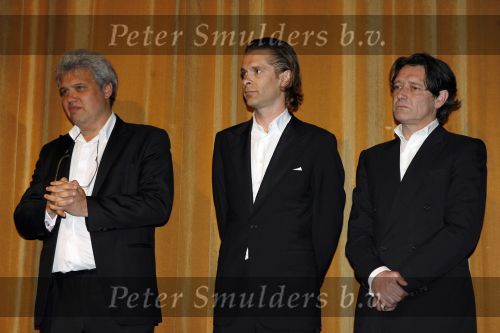 Amsterdam 7 mei 2007
Premiere amerikaanse uitvoering van de film interview in Tuschinski. Theodor Holman Hans Teeuwen en Pierre Bokma