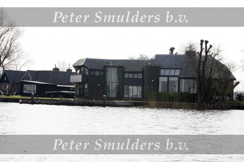 Loosdrecht 6 april 2007
Huizen aan het water van bekende nederlanders. Willem v kooten