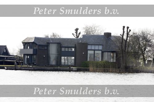 Loosdrecht 6 april 2007
Huizen aan het water van bekende nederlanders. Willem v kooten