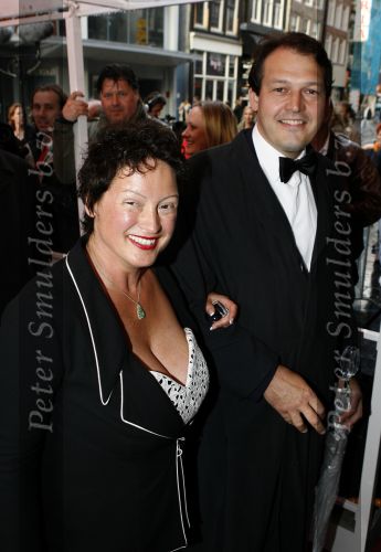 Amsterdam 7 mei 2007
Premiere amerikaanse film interview in Tuschinski. Wilma Nanninga met man