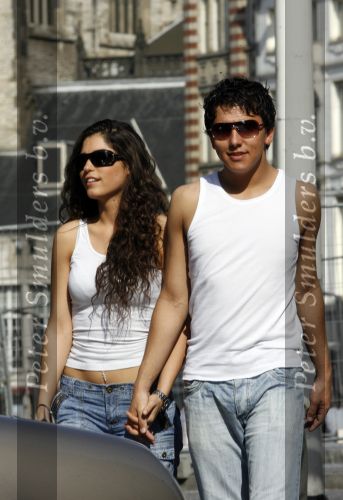 Amsterdam 14 april 2007
Jan Smit en Yolanthe Cabau v Kasbergen hand in hand op straat in Amsterdam.